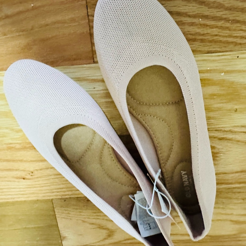 Old Navy Pink Flats for Everyday Comfort